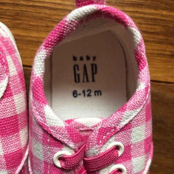 Gap Gingham Shoes - Picture 2 of 3